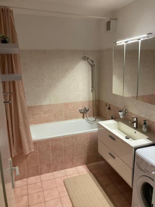 Apartment S Terasou, Bezplatne Parkovanie
